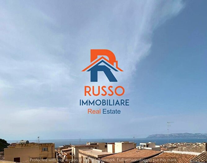 Casa con 6 locali in vendita in Via Papa Giovanni XXIII, Castellammare Del Golfo