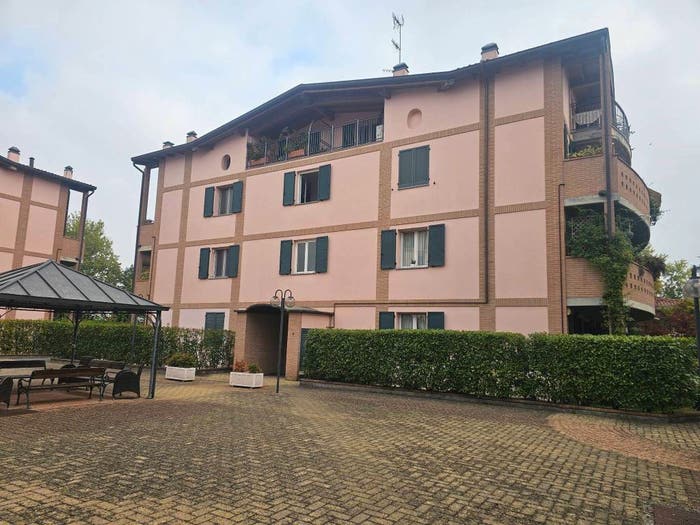 Appartamento trilocale in vendita in Strada Bodrio, Botteghino Pilastrello, Parma