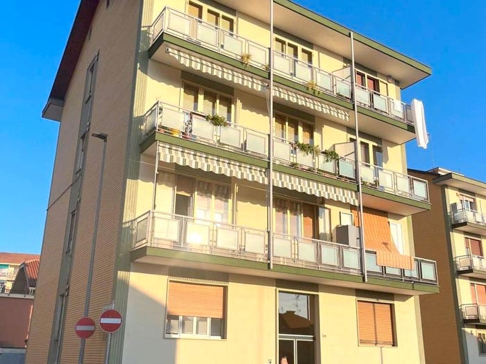 Appartamento trilocale in vendita in Via Stupinigi, Nichelino