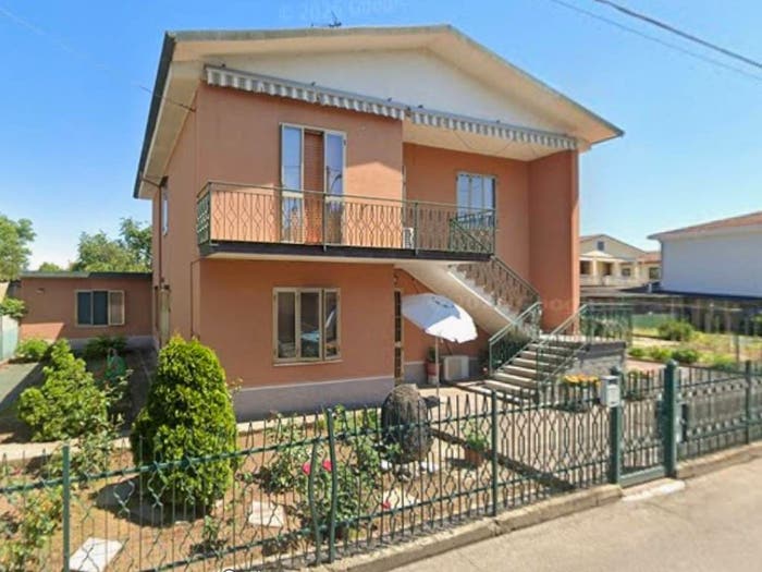 Casa con 6 locali in vendita in Vicolo Alcide De Gasperi, Centro, Mede