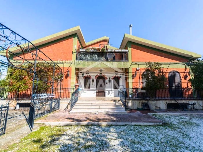 Casa con 6 locali in vendita in Viale Leone Xiii, Rione Martucci Diaz, Foggia