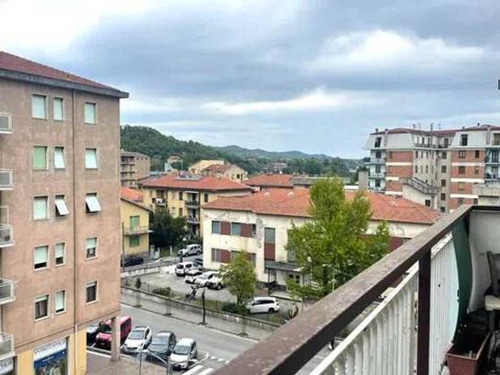 Appartamento quadrilocale in vendita in Corso Martiri Della Libertà No Number, Centro, Cairo Montenotte
