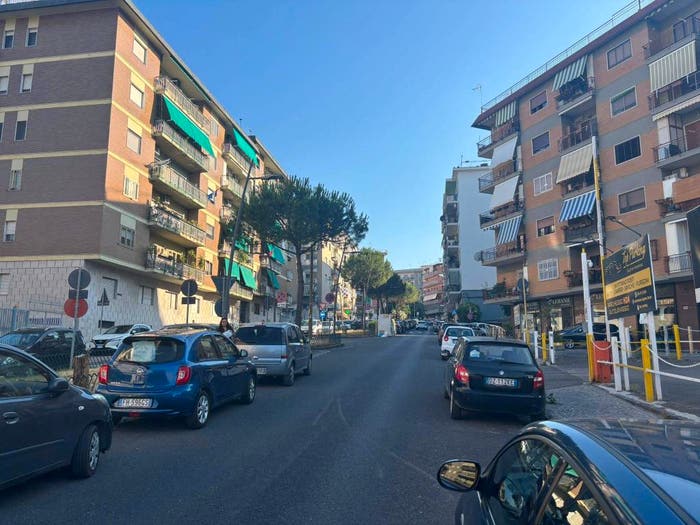 Appartamento trilocale in vendita in Via Eduardo Nicolardi, Colli Aminei Capodimonte, Napoli