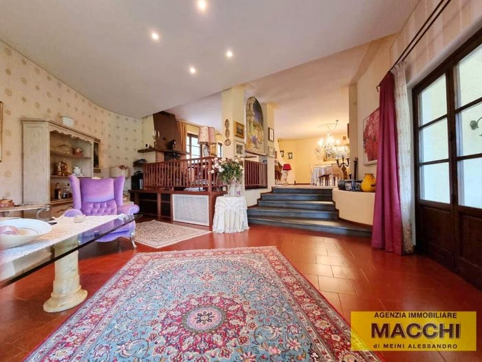 Casa con 6 locali in vendita in Oltrera, Pontedera