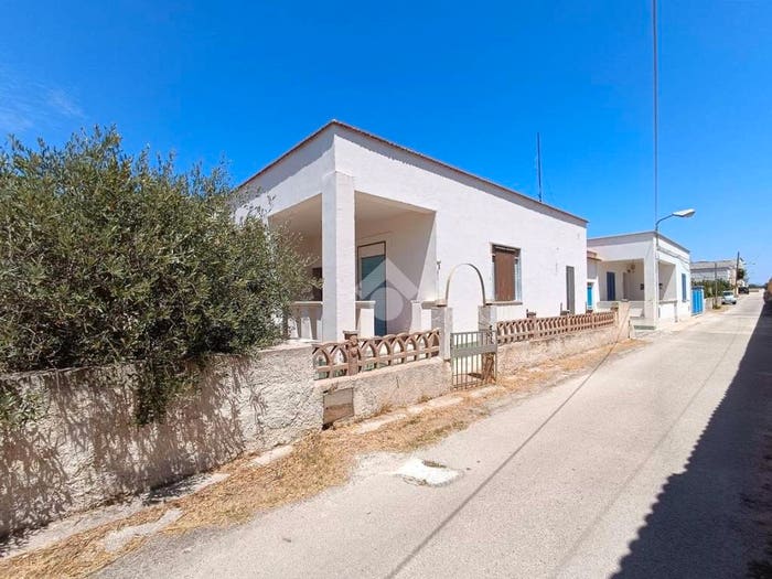 Casa quadrilocale in vendita in Via T F Est, Tre Fontane, Campobello di Mazara
