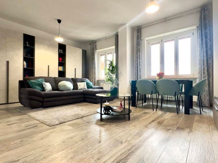 Appartamento quadrilocale in vendita in Via Paolo Giacometti, Novi Ligure