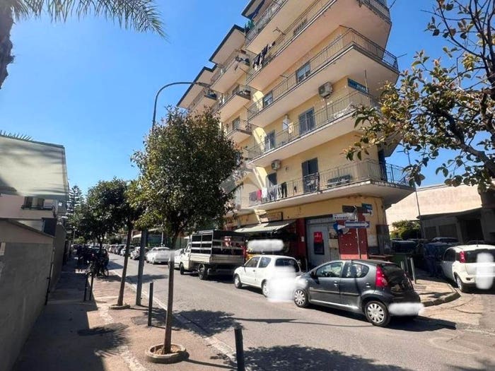Appartamento trilocale in vendita in Via Provinciale Napoli, Crispano