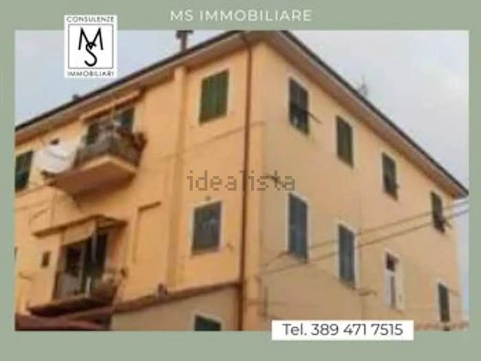 Appartamento trilocale in vendita in Via Giuseppe Mazzini, Porto Maurizio, Imperia