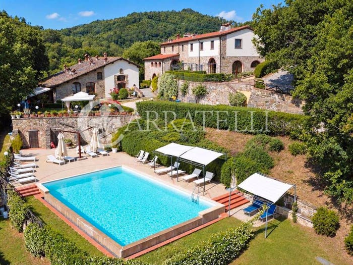 Casa con 6 locali in vendita in Via Nazionale, Le Maschere, Barberino di Mugello