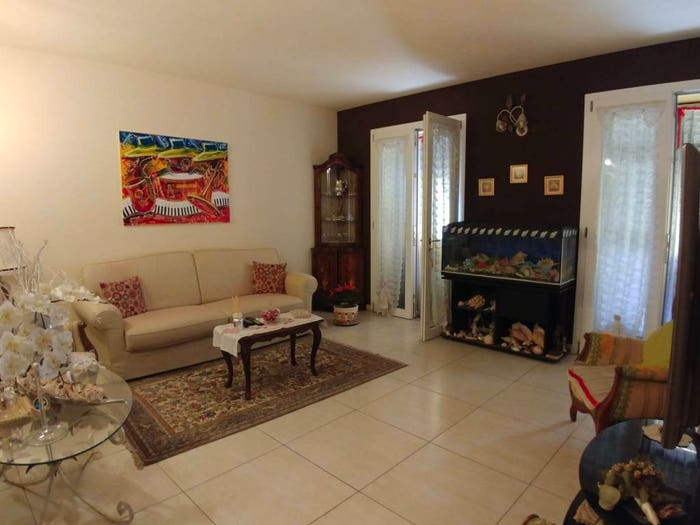Casa quadrilocale in vendita in Colombiera Molicciara, Castelnuovo Magra