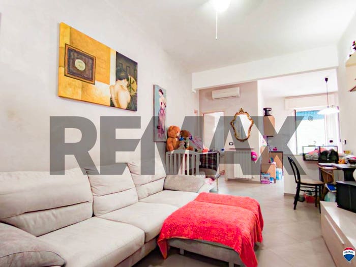 Appartamento trilocale in vendita in Via Cornigliano, Cornigliano, Genova