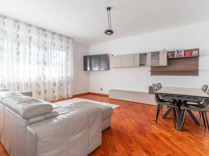 Appartamento trilocale in vendita in Via Taranto, Tre Castelli Faenza, Milano