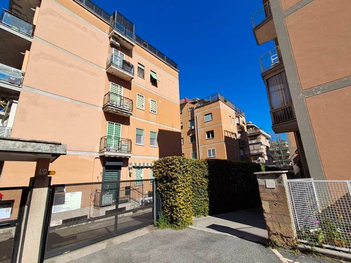 Appartamento quadrilocale in affitto in Via Alfredo Panzini, Talenti Monte Sacro, Roma