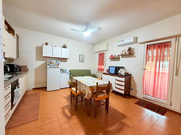 Appartamento trilocale in vendita in Via Giuseppe Parini, Sesto Città, Sesto Fiorentino