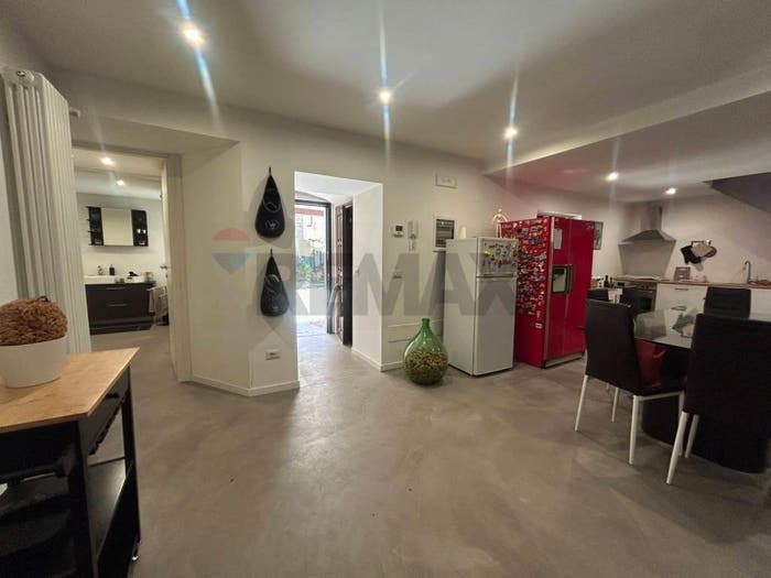Casa quadrilocale in vendita in Piazza XI Febbraio, Orino