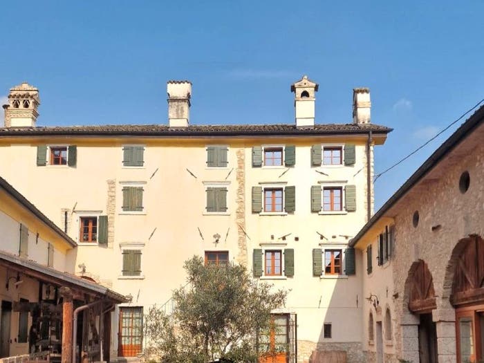 Casa con 5 locali in vendita in Via Enzo Ferrari, Pazzon, Caprino Veronese