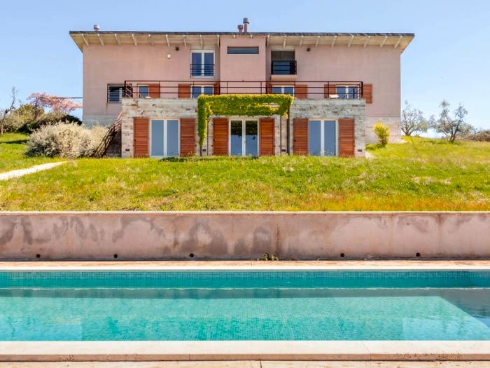 Casa con 6 locali in vendita in Canino