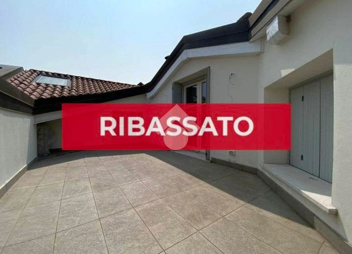 Appartamento trilocale in vendita in Via Giuseppe Mazzini, Pievedizio, Mairano