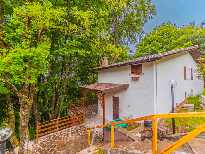 Casa trilocale in vendita in Via del Maneggio, Prato Cupo, Serrone