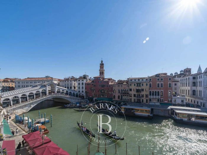 Appartamento con 6 locali in vendita in Riva del Vin, Rialto, Venezia