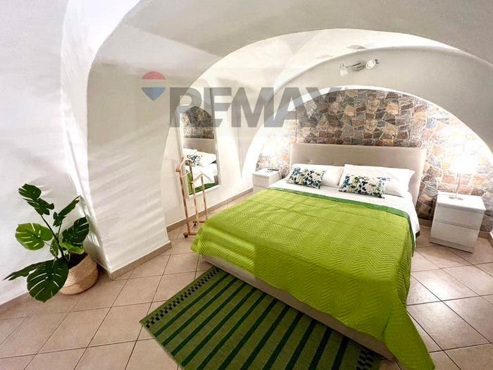 Casa bilocale in vendita in Via Naumachia, Centro Storico, Catania
