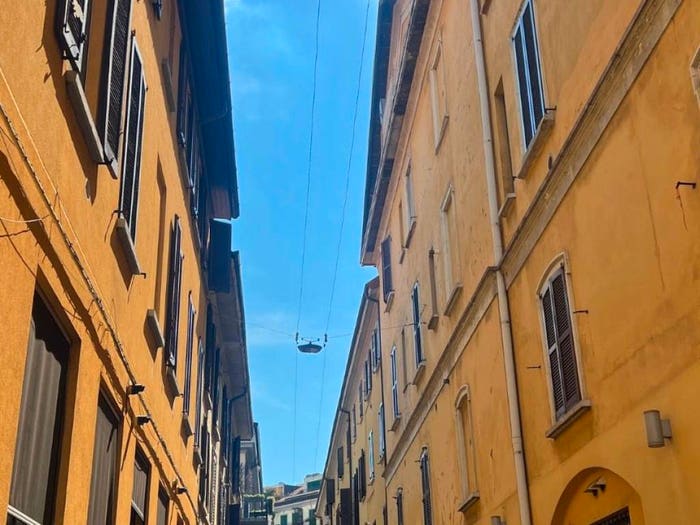 Appartamento quadrilocale in vendita in Via Sartirana, Navigli Darsena, Milano
