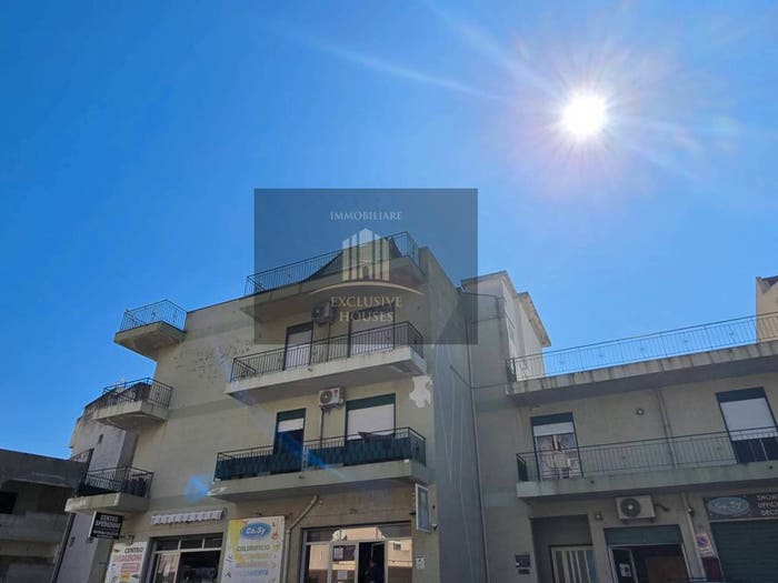 Appartamento trilocale in vendita in Via Salvo D'acquisto, Centro, Torregrotta