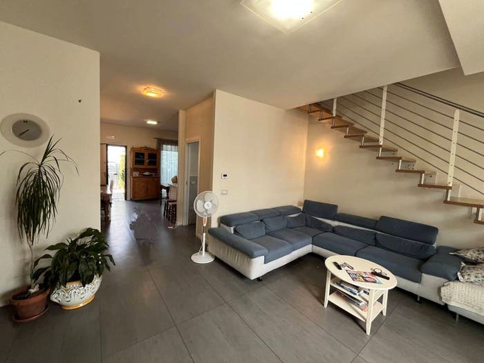 Casa quadrilocale in vendita in Via del Pomario, Centro, Massa