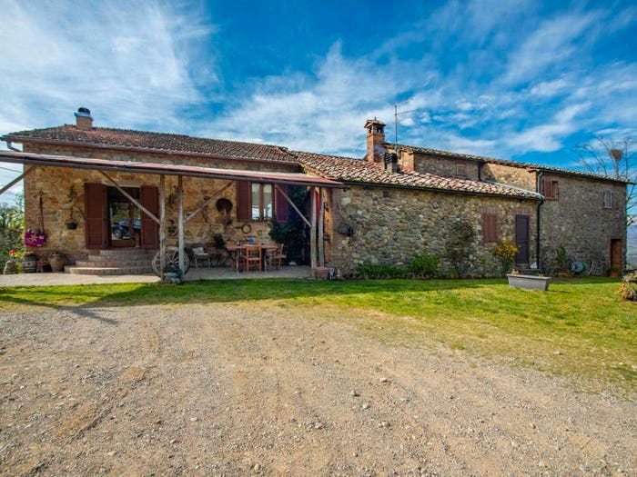 Casa con 6 locali in vendita in Via delle Ribatti Belforte, Radicondoli