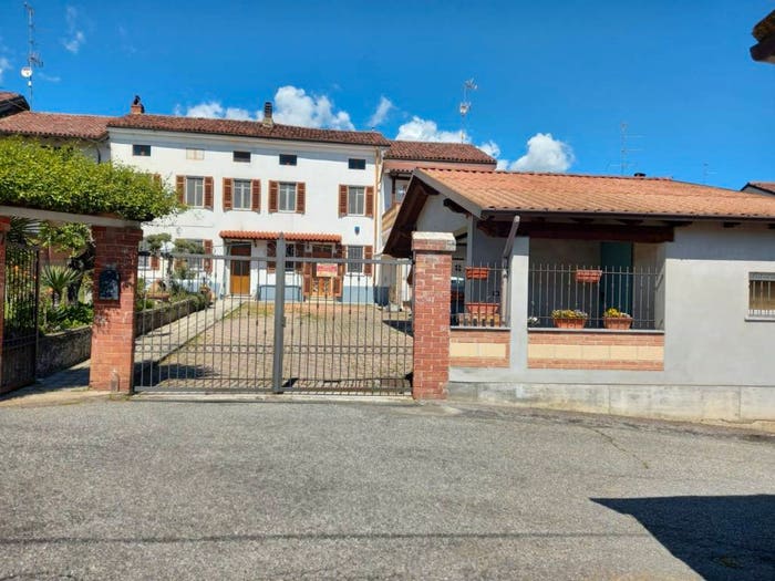 Casa con 5 locali in vendita in Via Trieste, Mirabello Monferrato
