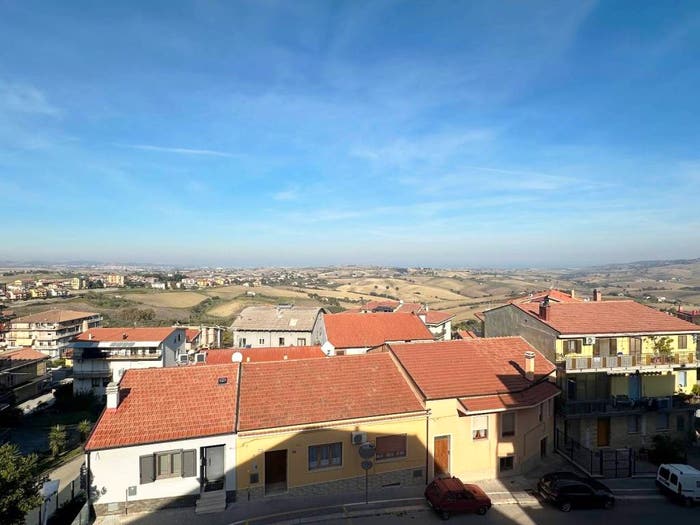 Appartamento quadrilocale in vendita in Via Vittorio Argentieri, Montenero di Bisaccia