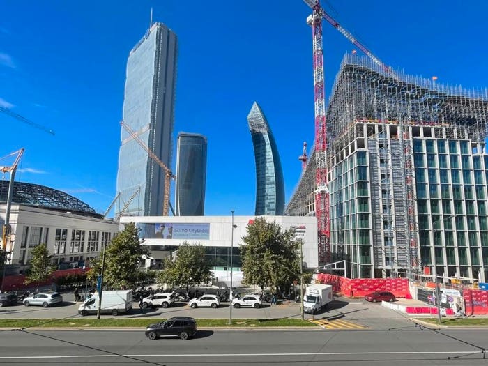 Appartamento trilocale in vendita in Viale Severino Boezio, Sempione, Milano