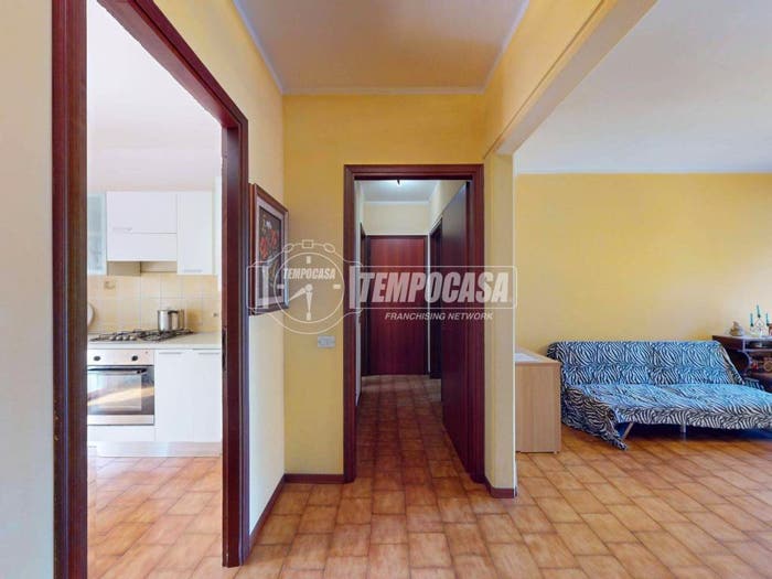 Appartamento trilocale in vendita in Via Marzabotto, Centro, Campagnola Emilia