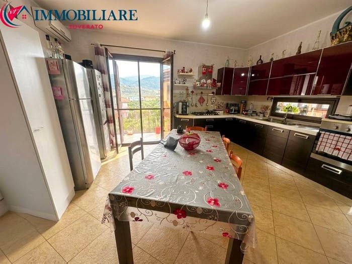 Appartamento quadrilocale in vendita in Via Enrico Berlinguer, Marina Di Davoli, Davoli