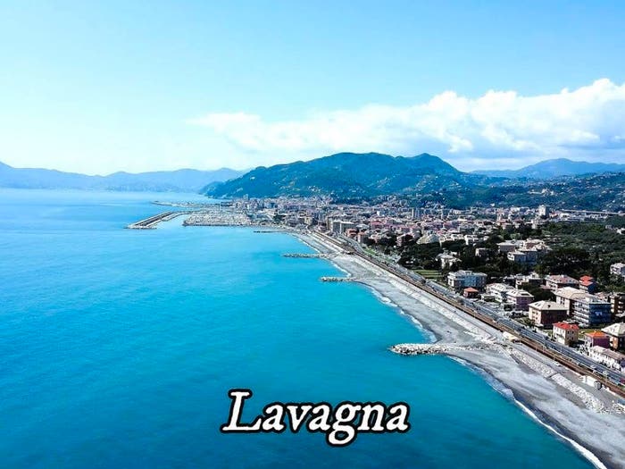 Appartamento trilocale in vendita in Via Tedisio, Lavagna