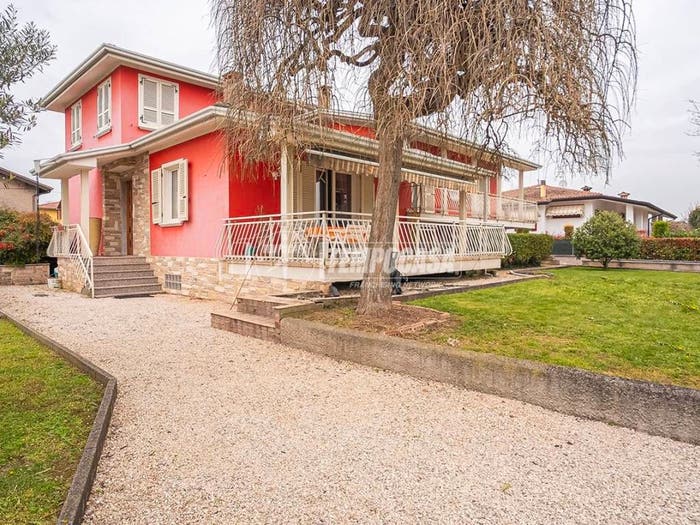 Casa con 6 locali in vendita in Via Bassa, Vighizzolo, Montichiari