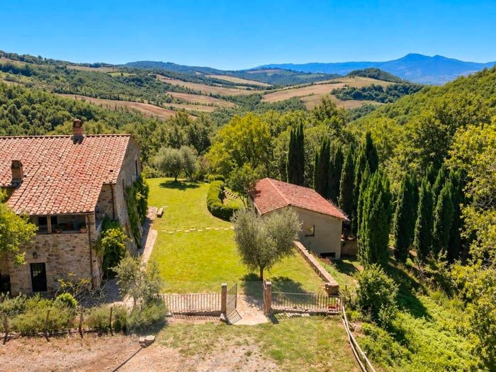 Casa con 6 locali in vendita in LOCTA' LE COSTARELLE, Acquapendente