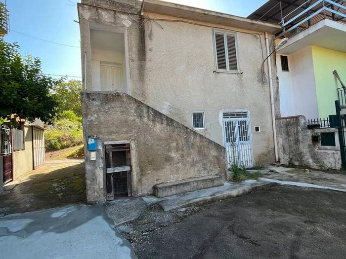 Appartamento bilocale in vendita in Via Santolo Rega, Sopravia, Pago del Vallo di Lauro
