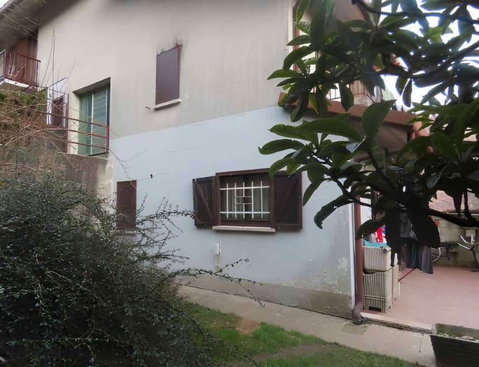Appartamento trilocale in vendita in Via Massimo D'Azeglio, Centro, Ballabio