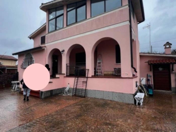 Casa in vendita in Via Leonardo da Vinci, Centro, Lariano