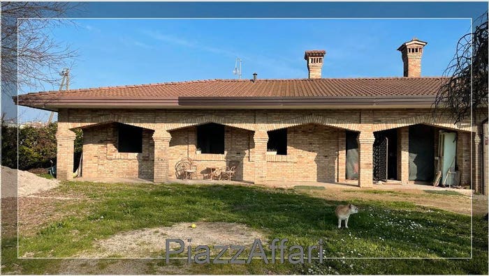 Casa bilocale in vendita in Via Roma, Centro, Brugine