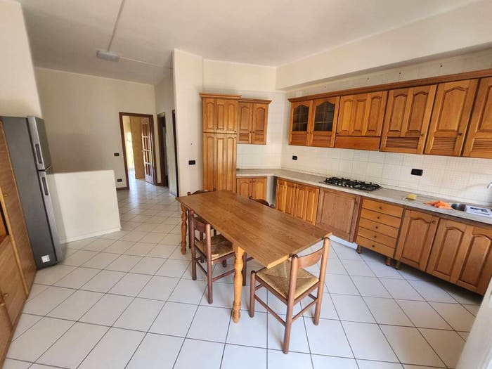 Appartamento con 5 locali in vendita in Via Monforte, Semicentro, Campobasso