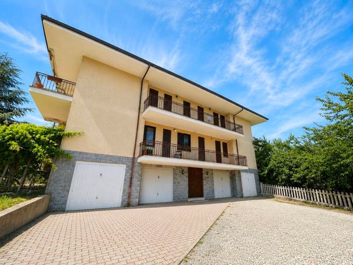 Casa bilocale in vendita in Piazza San Guido, Centro, Acqui Terme