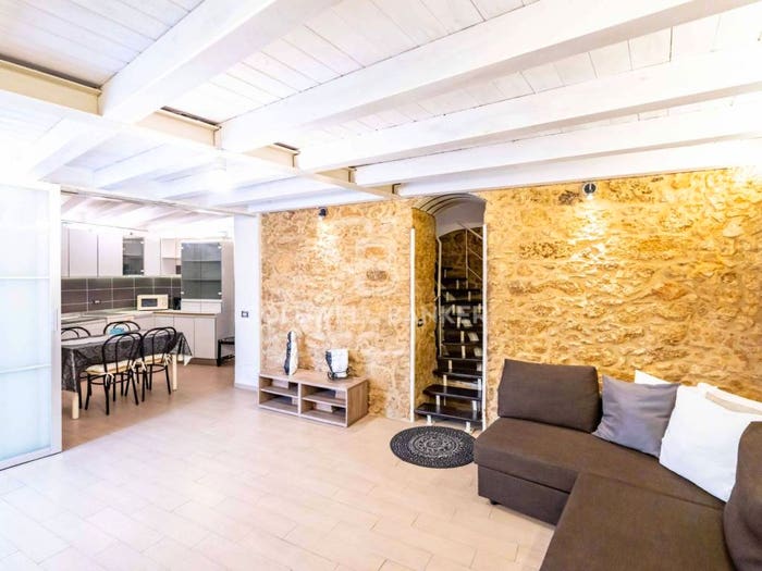 Appartamento quadrilocale in vendita in via San Pietro, Centro, Caltagirone