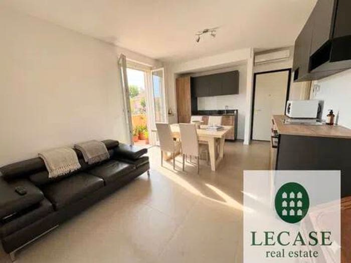 Appartamento quadrilocale in vendita in Via Empoli, Marina di Massa Centro, Massa