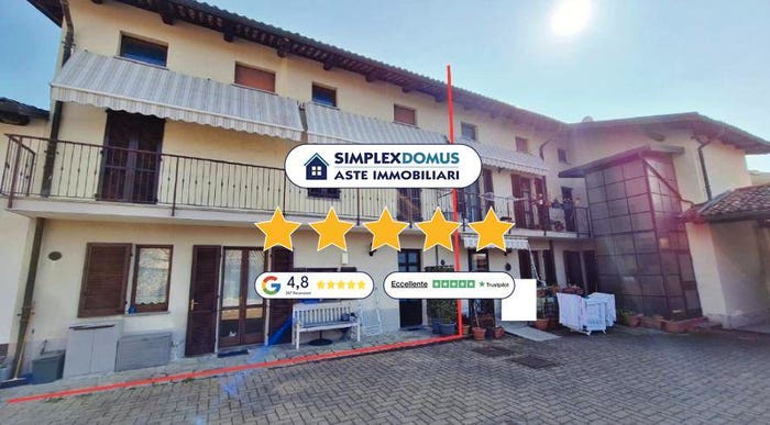 Appartamento con 5 locali in vendita in Via Carlo Felice Trossi, Gaglianico