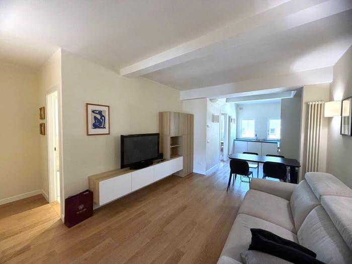 Appartamento quadrilocale in vendita in Via della Pergola, Duomo, Firenze