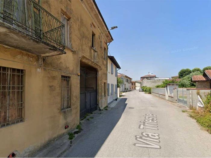 Casa con 6 locali in vendita in Localita' San Vito Via Trieste, Casalbuttano, Casalbuttano ed Uniti