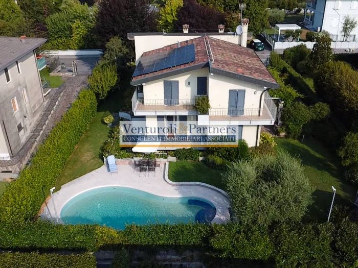 Casa con 5 locali in vendita in Via Salvo D'Acquisto, Molinetto, Mazzano