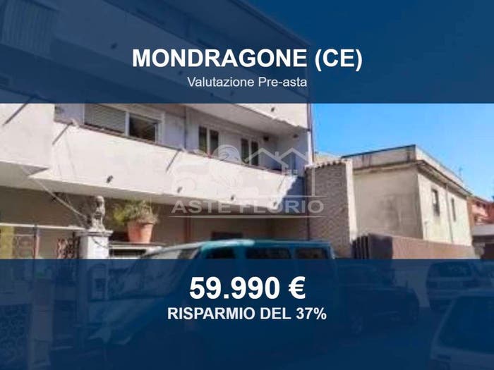Appartamento con 6 locali in vendita in Via Marcello Biagio Greco, Mondragone